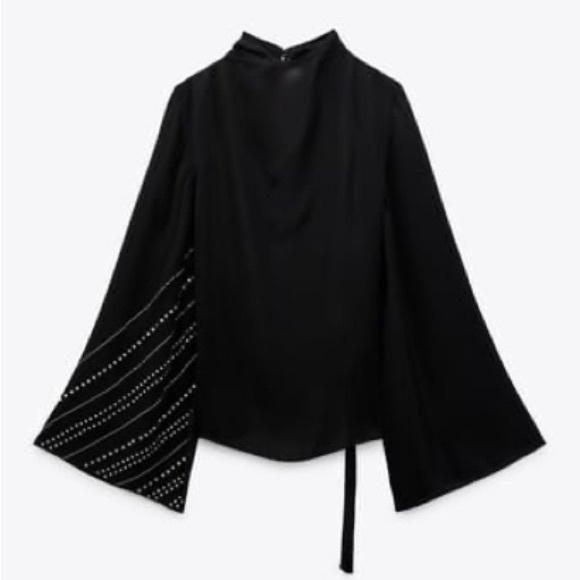 ZARA - RHINESTONE CAPE SLEEVED B...
SI BLACK
REF 8912/597 - Picture 5 of 8
